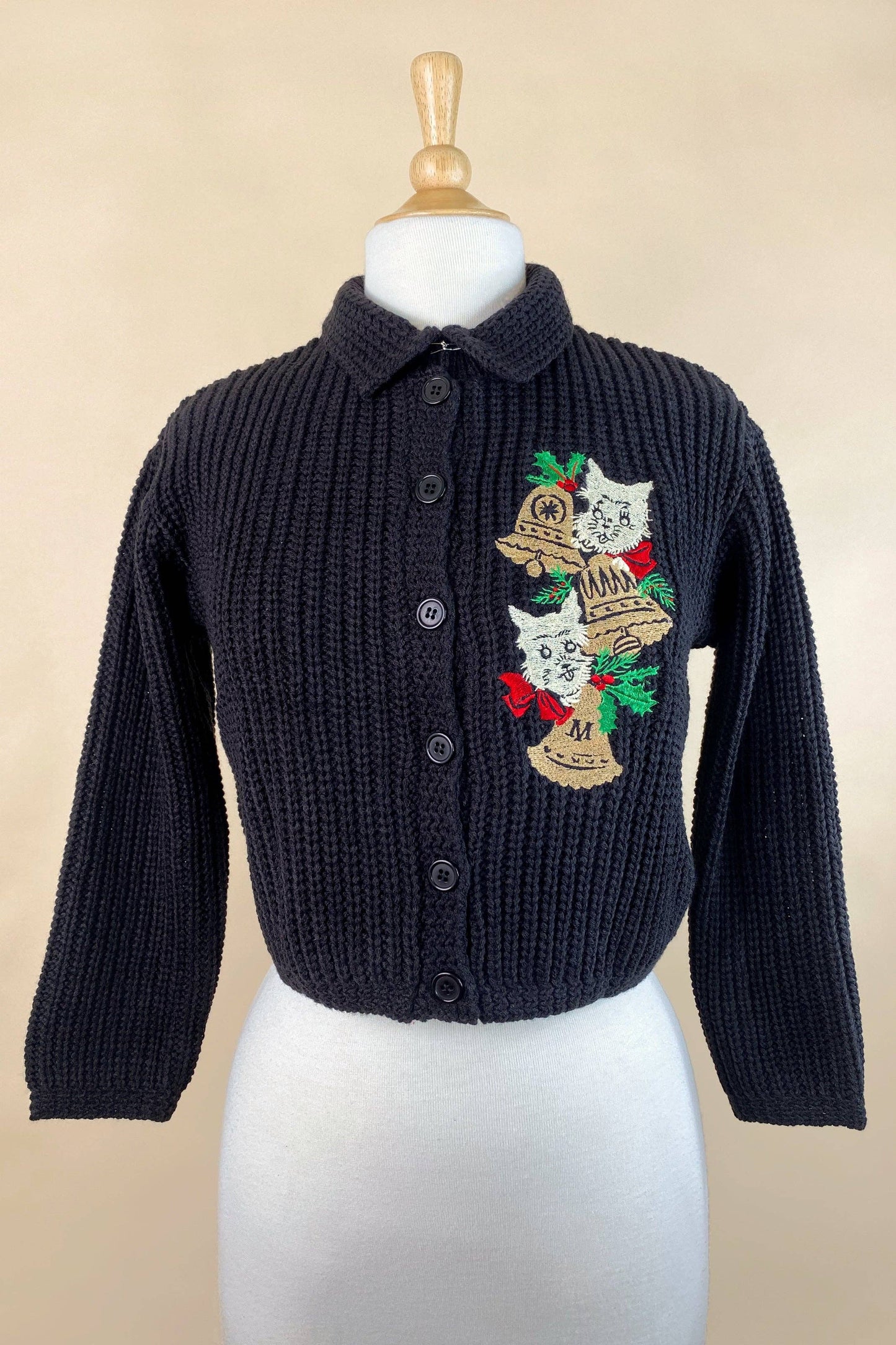 Scotties Xmas Cropped Sweater in Black