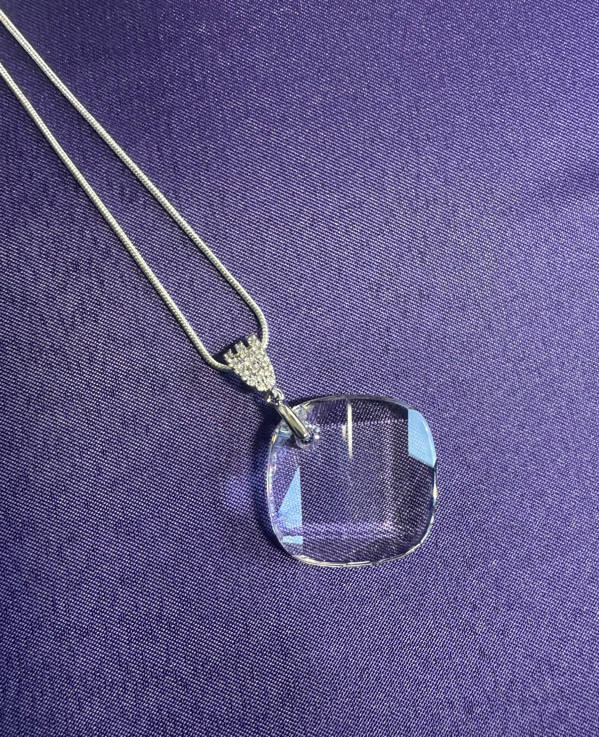 Swarovski(r) Crystal Metro Pendant