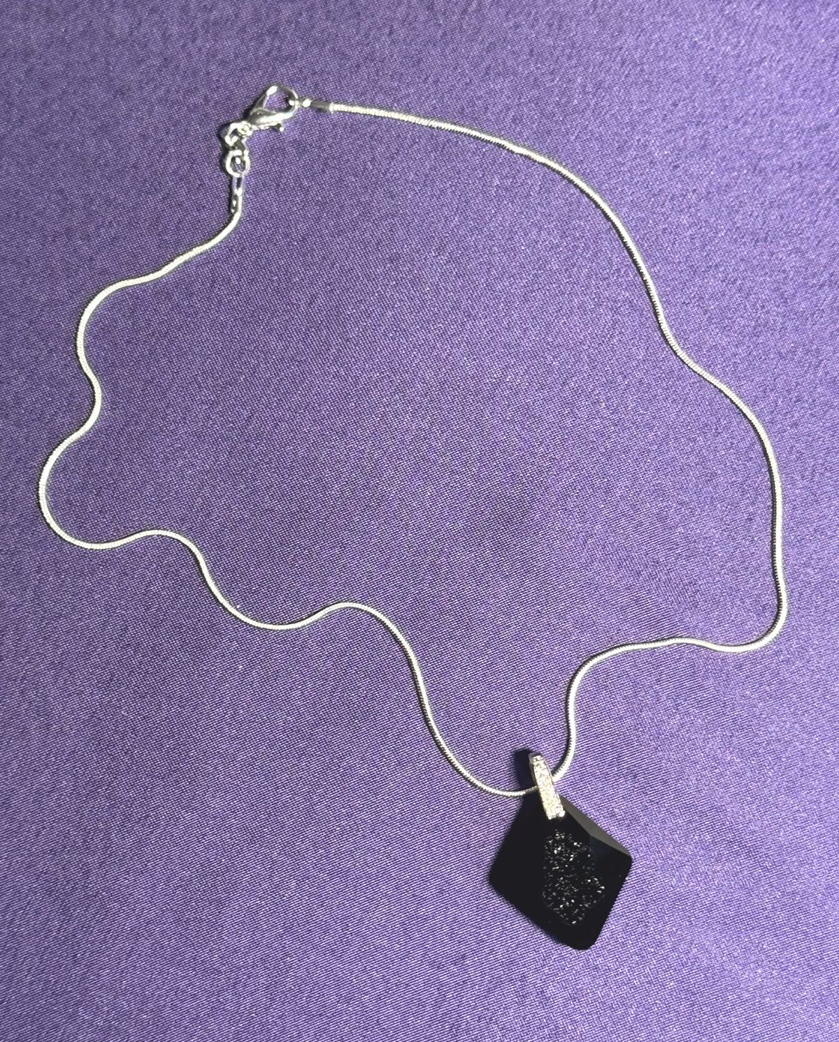 Swarovski(r) Jet Radiolarian