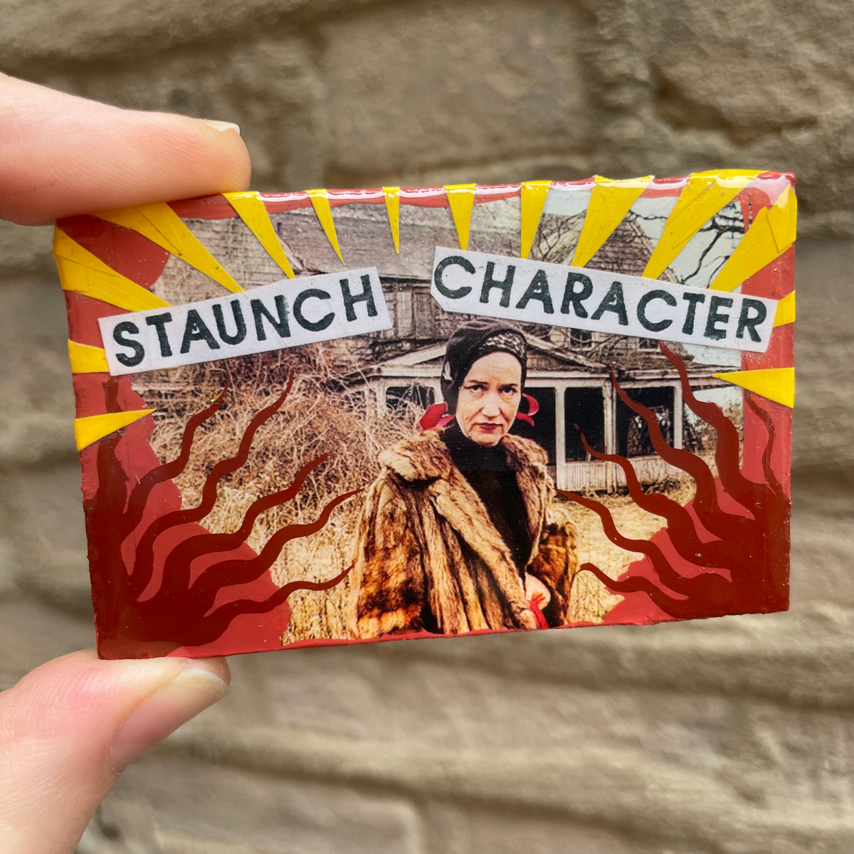 Little Edie STAUNCH CHARACTER mini-shrine magnet